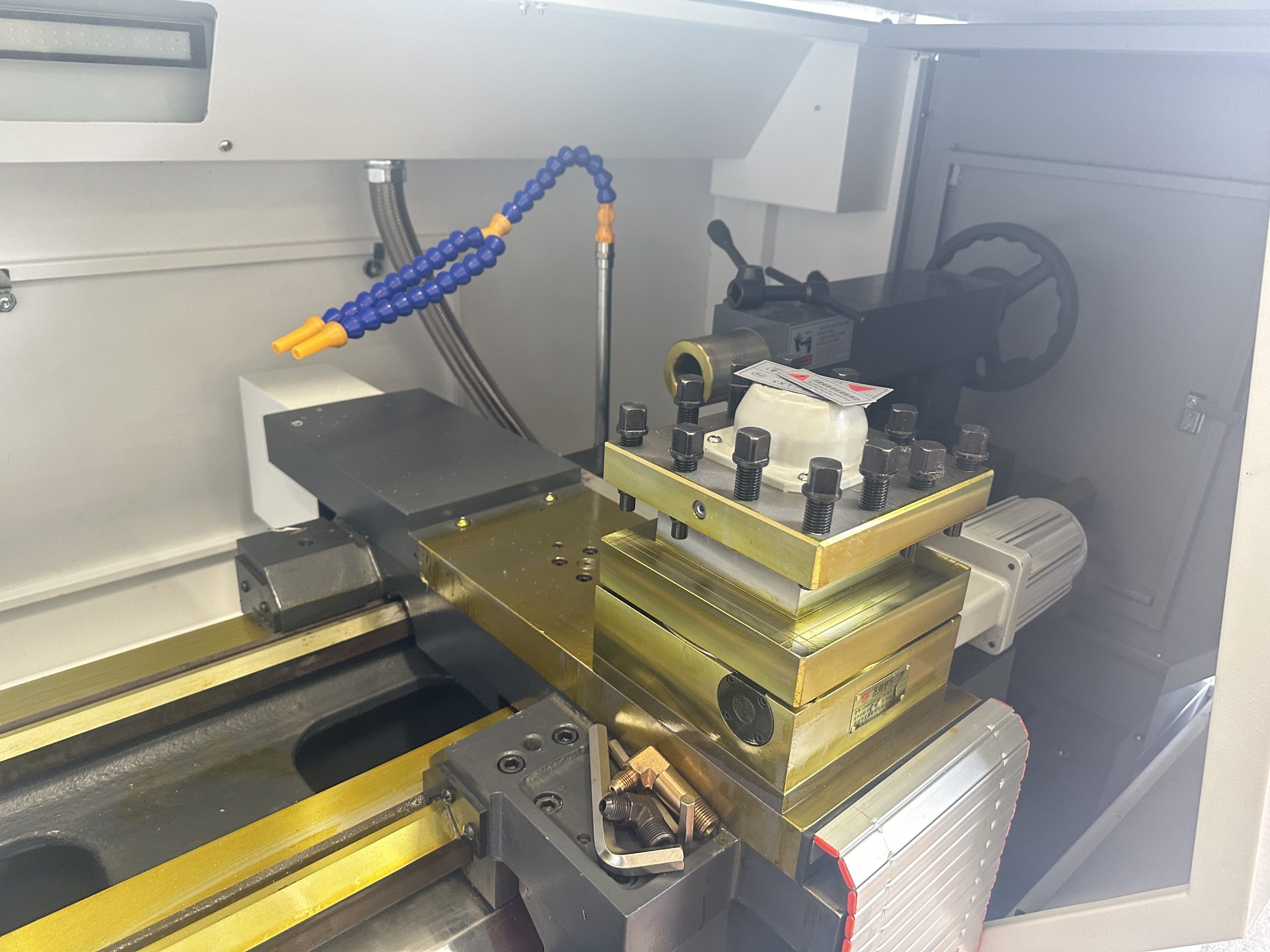 CK6150 CNC Lathe - Image 3